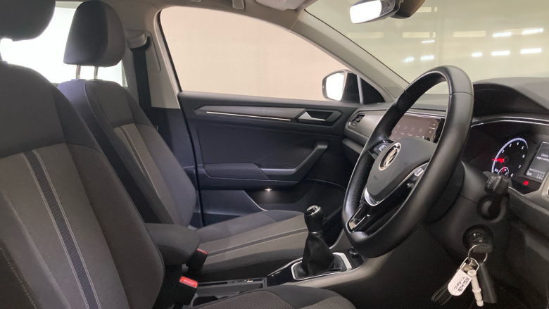 Volkswagen T-Roc 1.0 TSI 110 Design 5dr Petrol Hatchback